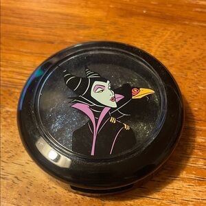 MAC Venomous Villains She Who Dares Mineralize Eyeshadow